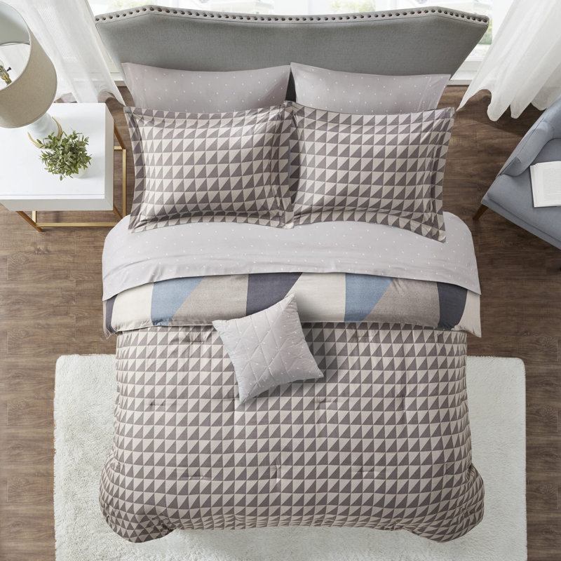 Polyester Comforter