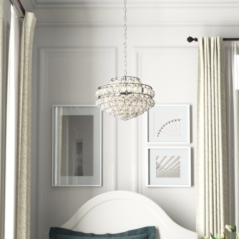 Luminaire suspendu à niveaux unique à 3 lumières avec détails en cristal Kieron, H 72 po x l 12 po x P 12 po, Chrome