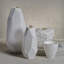 Vase en porcelaine fine facettée Phillippe-102456803