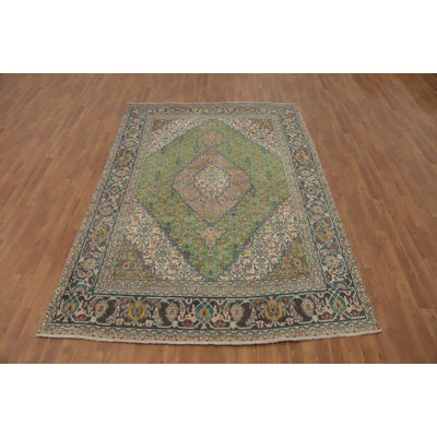 Tapis vert traditionnel 6 x 9