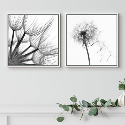 IDEA4WALL Framed Wall Art Print Set Detailed X-Ray Tulip Flower Closeup Floral Plants Photography Minimalism Glam Relax/Calm Cool Black And White For Living Room, Bedroom, Office
