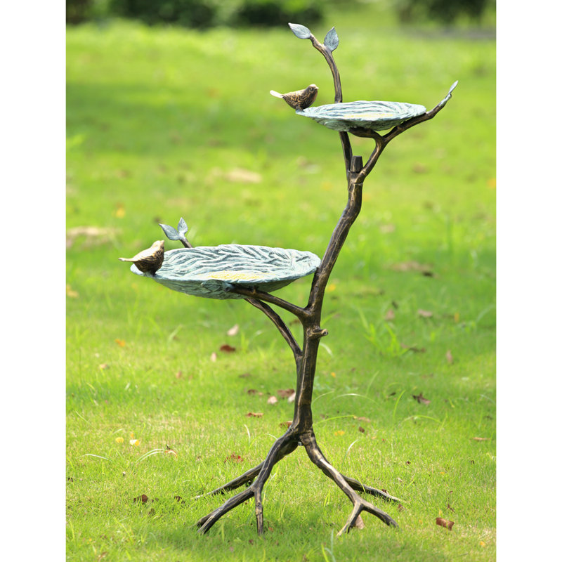 Neighbor Birds and Leaves Bird
