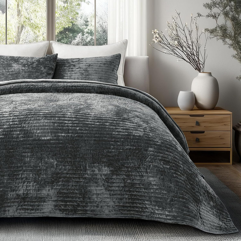 Luxe Velvet Channel Quilt Set, Queen, Clay