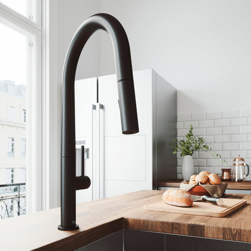 Robinet de cuisine rétractable à 1 poignée et 2 fonctions Greenwich H 18 po, Noir mat