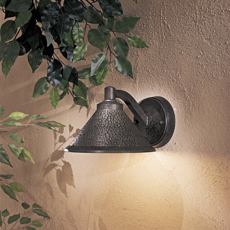Luminaire de grange d'extérieur Glenns, H 6 po x l 8,5 po x P 10,5 po