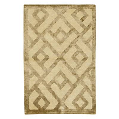 High-Quality Hand-Knotted Champagne Area Rug