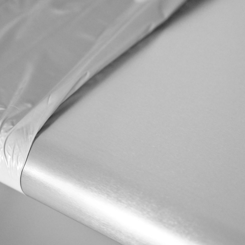 Table en acier inoxydable avec roulettes, table en acier inoxydable pour la préparation et le travail, table commerciale en métal NSF de 24 x 30 x 36 pouces pour le restaurant de la cuisine de l'hôtel