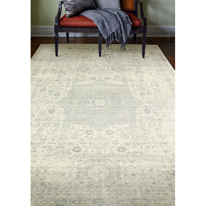 Chase Oriental Area Rug, Rectangle 107 x 168cm