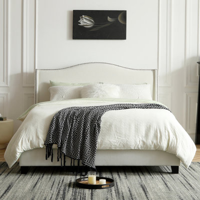 Hampton  Wingback Bed, Linen