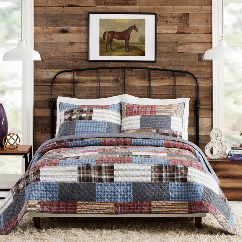 Cabin Patchwork Printed Plaid Cotton Quilt/Coverlet Set, King + 2 King Shams