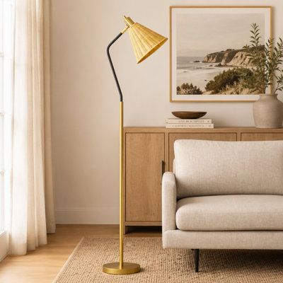 Lampe sur pied bohème en rotin de 157 cm pour salon, lampadaire arqué de style campagnard avec tête réglable, lampadaire en laiton doré avec abat-jour en rotin pour chambre et bureau (ampoules non comprises)