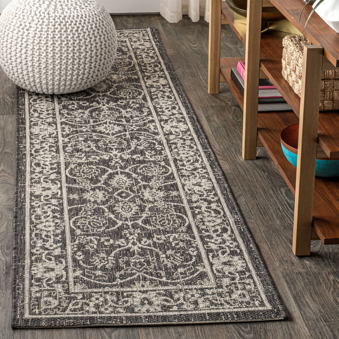 Markwart Vine and Border Textured Weave Black/Gray Indoor/Outdoor Rug Charlton Home® Rug 