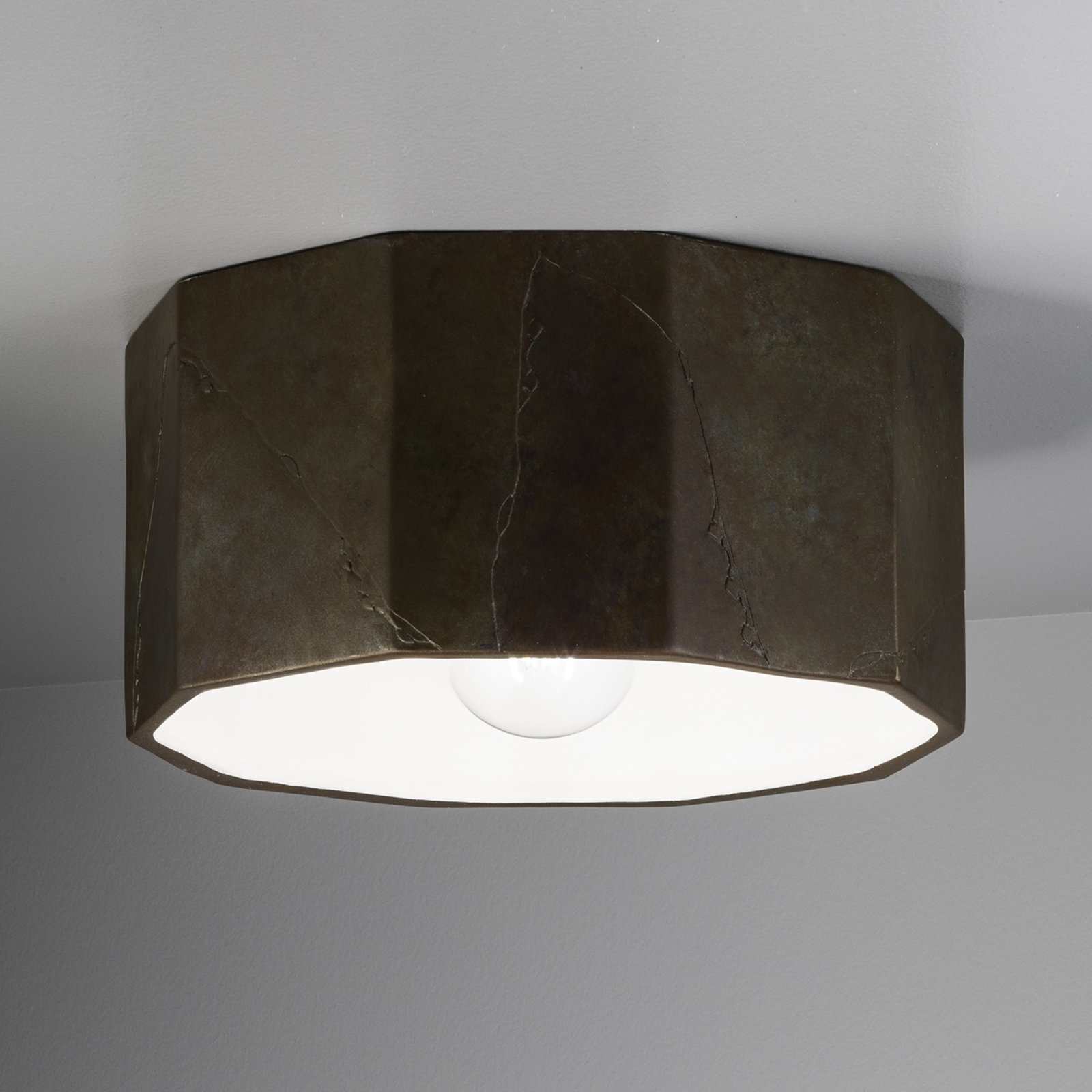 Logan Novelty Outdoor Flush Mount, Tierra Red Slate