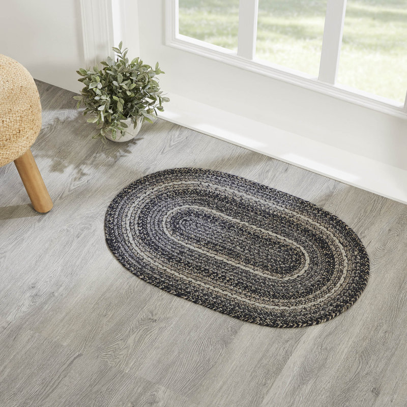 Sawyer Mill Geometric Indoor Rug, Oval 1'8" x 2'6"
