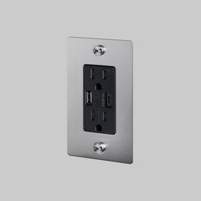 Prise de courant combinée 1G et chargeur USB-A + C / avec logo