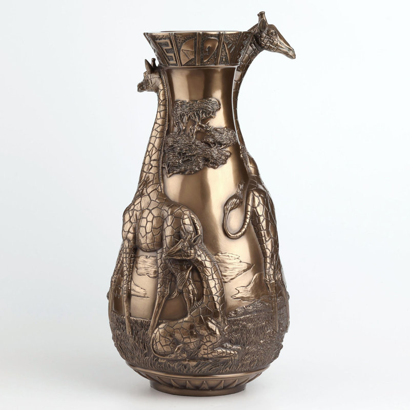 Vase en résine de bronze 16,93