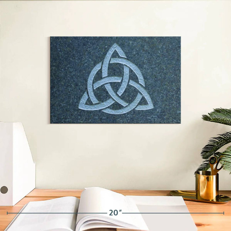 Symbole Adella Triquetra, H 8 po x l 12 po