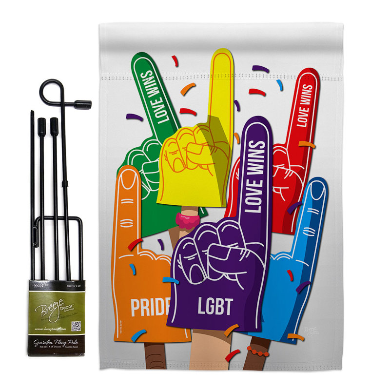 1 ensemble de drapeaux de jardin en polyester 18,5 x 13 pi Love Wins
