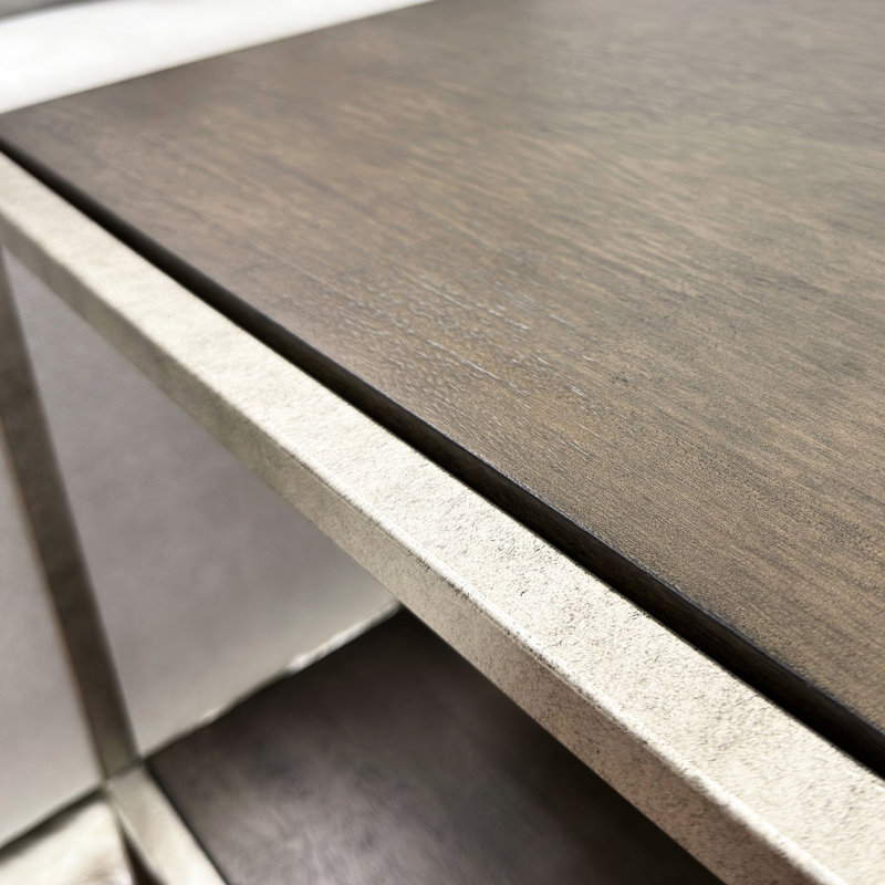 Ensemble de table de salon: 1 table basse et 2 tables de chevet, structure en métal, placage de peuplier massif, rectangulaire, finition brune Mobilier contemporain: structure et bois, brun, tablettes fixes