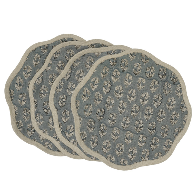 Tapis de table festonné 15 "Fab divine - Super Star