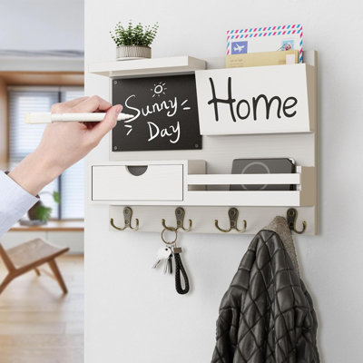 Farmhouse Wall Keychain With Mail Organizer