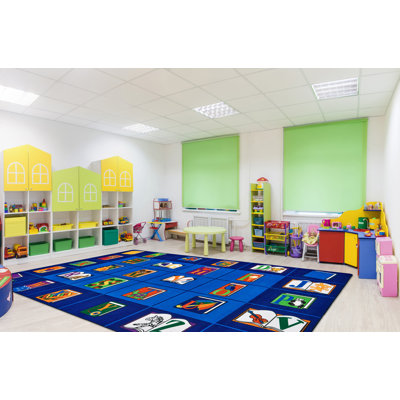 Tapis bleu de classe lecture par le livre