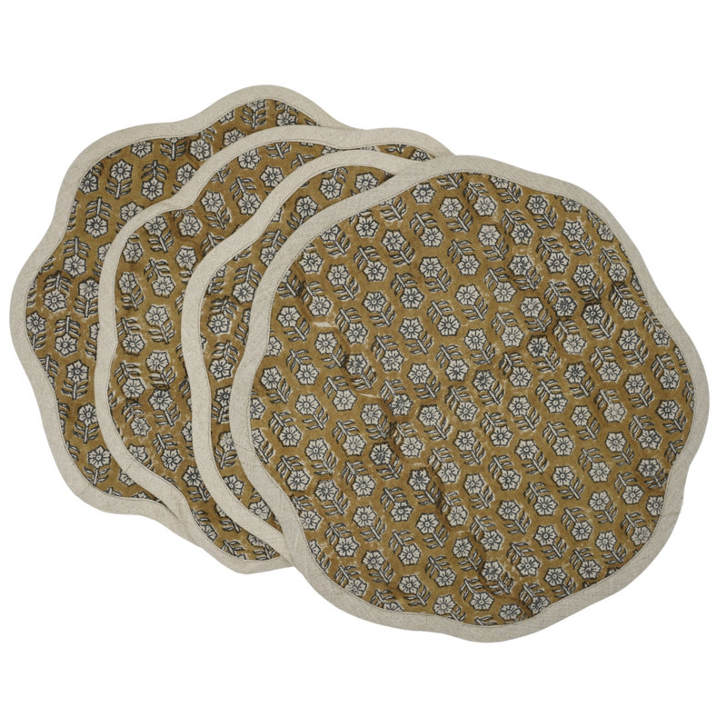 Tapis de table festonné de luxe 15 po Fabividine - Tulsi Buti