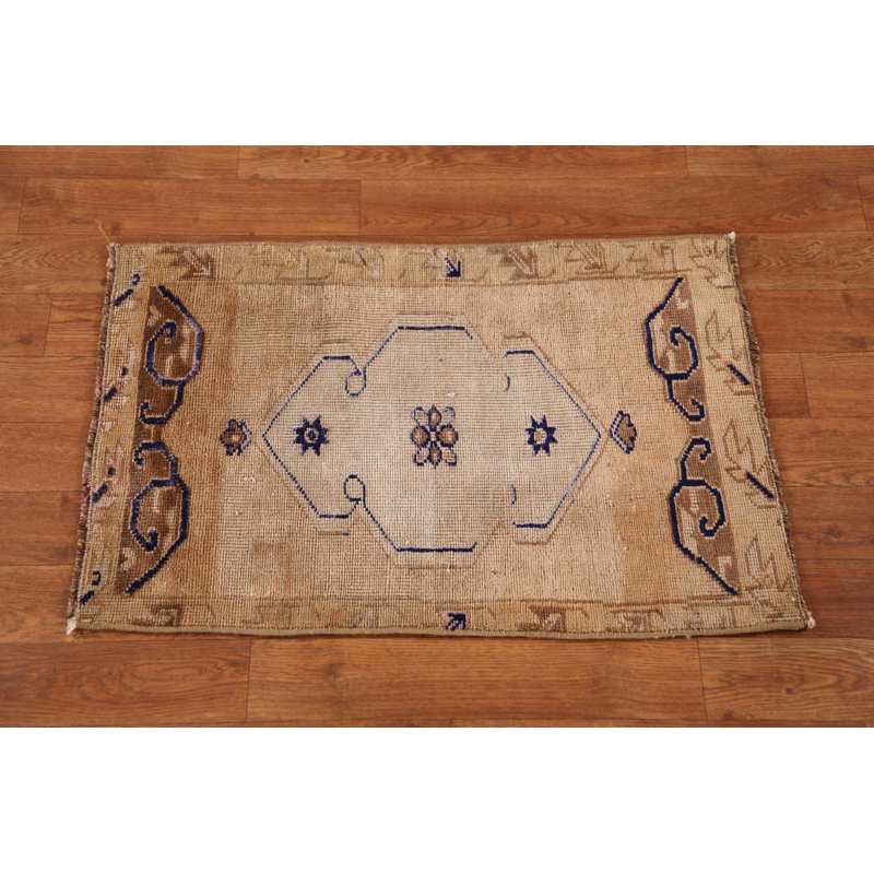 Antique Look Anatolian Oriental Foyer Rug 2x3