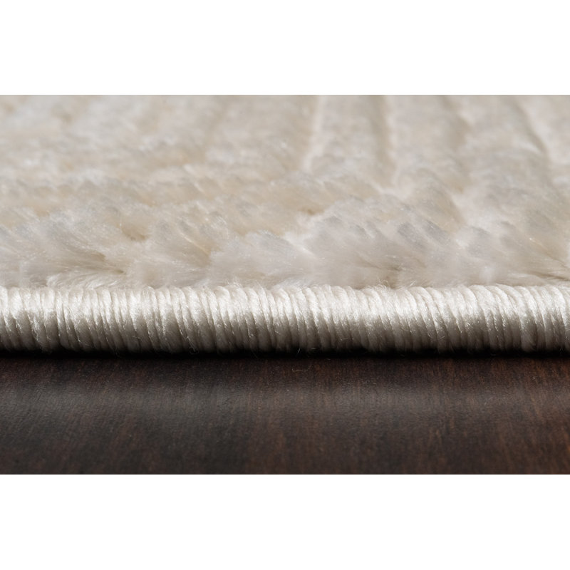 Tapis rectangulaire Kourin, Rectangle 7 pi 10 po x 9 pi 6 po
