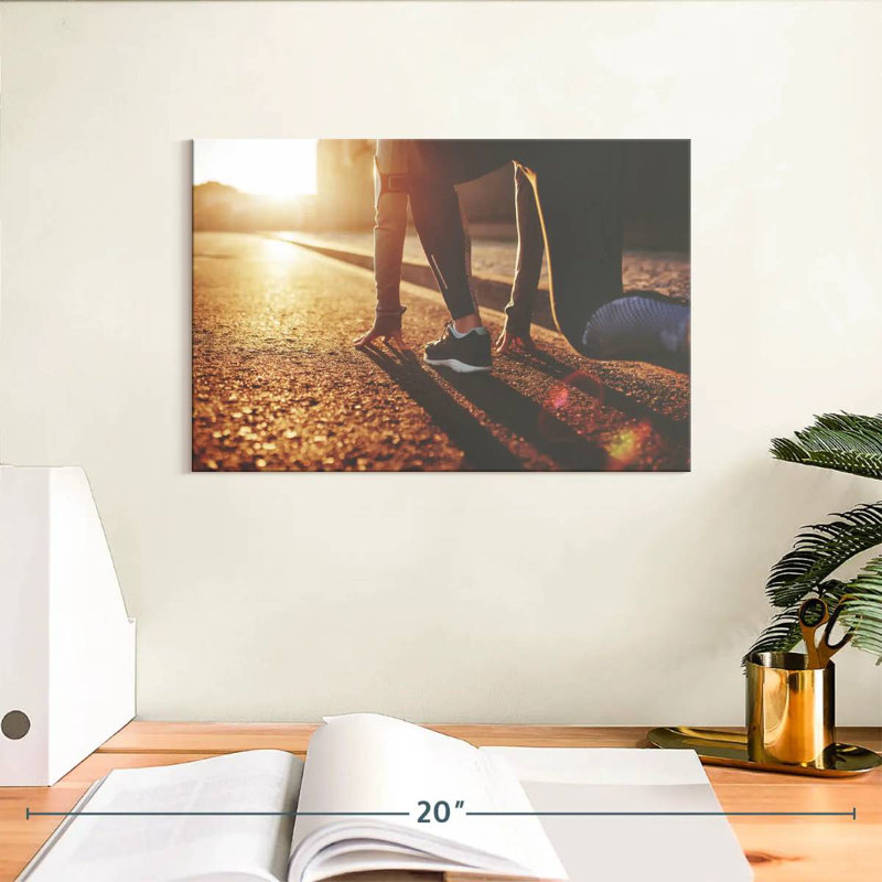 Sireci Athletic Runner, 8" H x 12" W