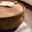 Table basse moderne moderne faite à la main avec un design champignon et cannelée pour le salon
