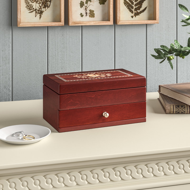 Boîte à bijoux en bois
