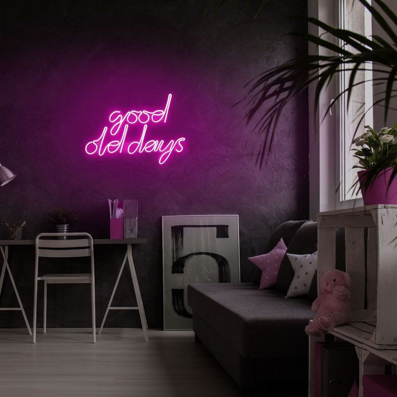 Wall Decor on Resin, Pink