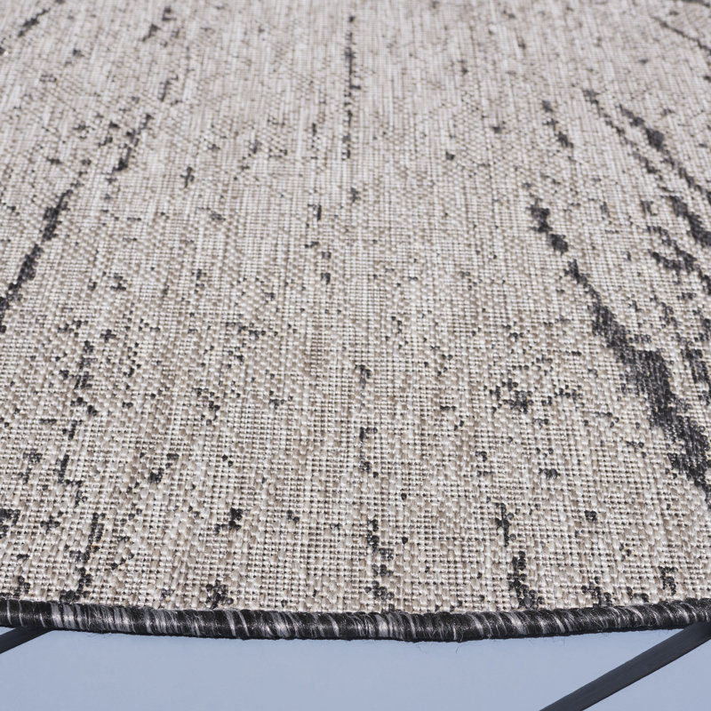 Damine Performance Abstract Indoor/Outdoor Area Rug, Round 6'7"