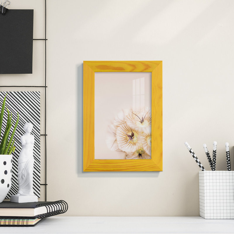 Brunton Bleach I, encadré sur papier, H 7 po x l 5 po x P 1 po, Jaune