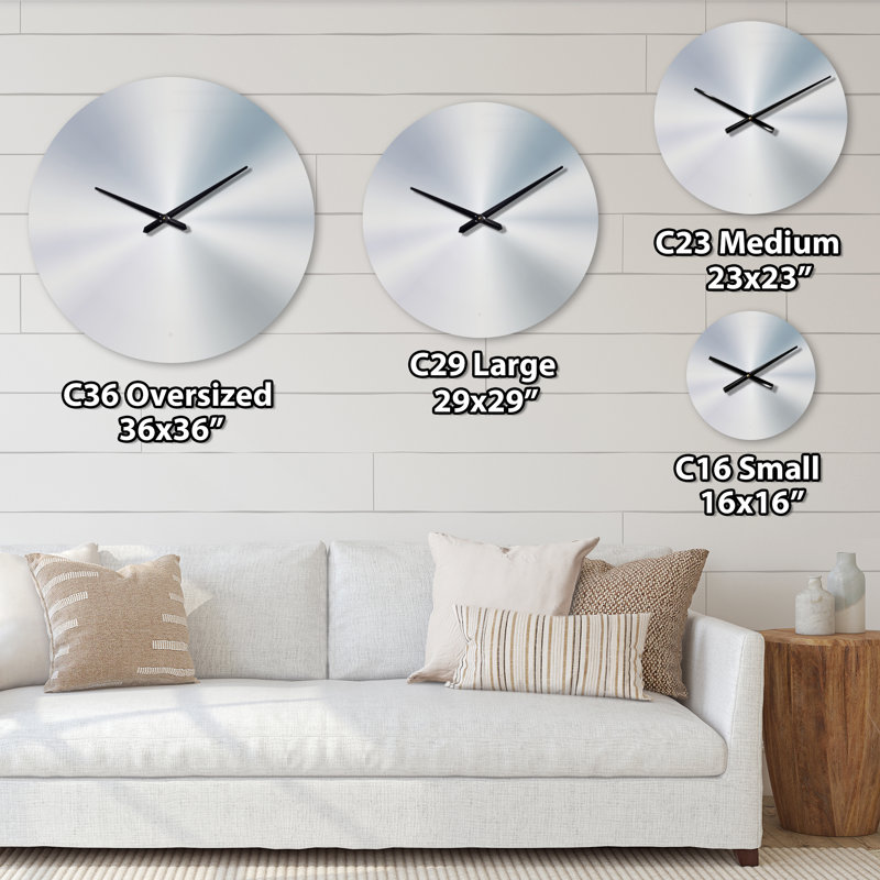 Horloge murale Narx, Moyen
