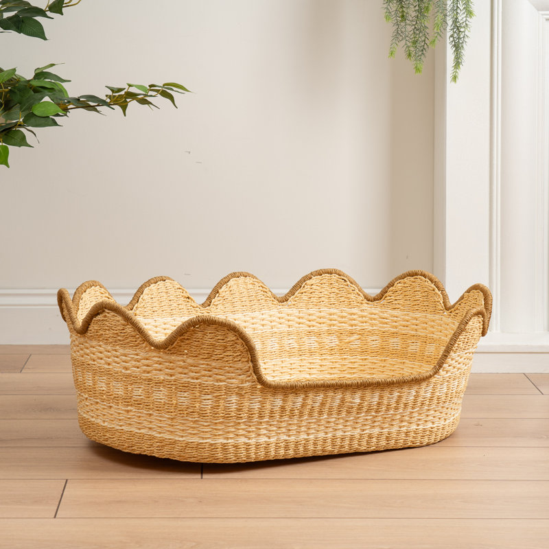 Natural & Cream Scallop Pet Bed with mat, 24cm H x 72cm W x 46cm D, Medium (26 - 40 lbs)