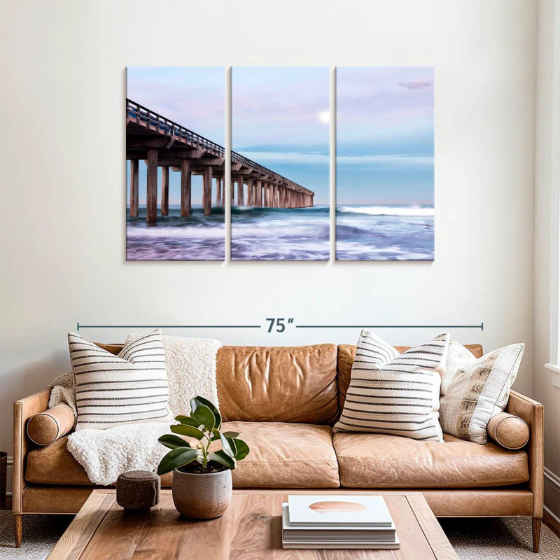 Moon setting over scripps pier Aletra, H 36 po x l 57 po