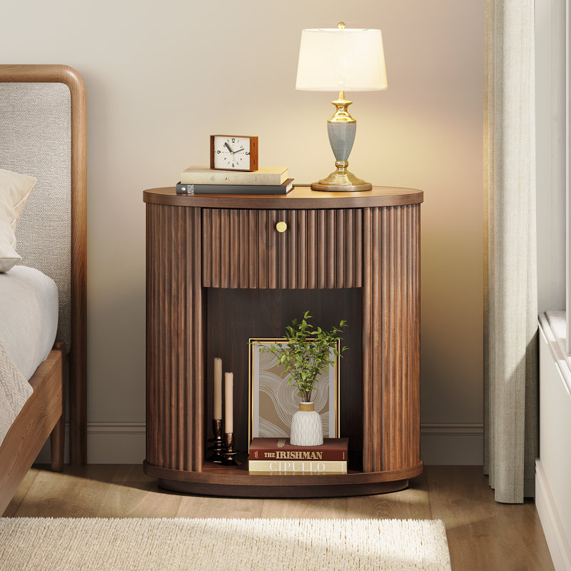 Table d'appoint ronde de 55 cm de hauteur avec tiroir et station de recharge, table de chevet avec rangement ouvert pour petits espaces, salon, chambre
