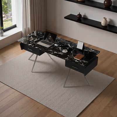 Bureau unique et exquis