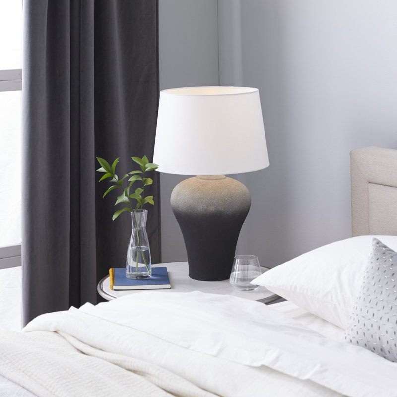 Lampe de table noire 23,6 "Carolinda