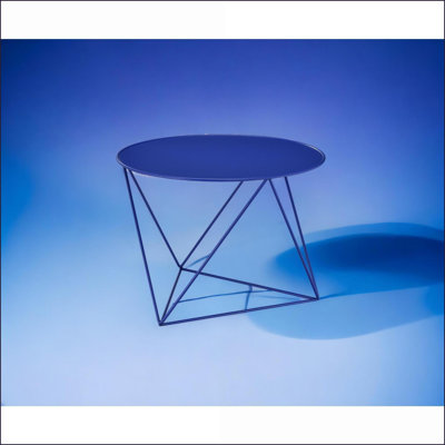 Table basse en stratifié gris peu encombrante, conception de coin moderne et contemporaine pour vestibule et amp; Chambre à coucher