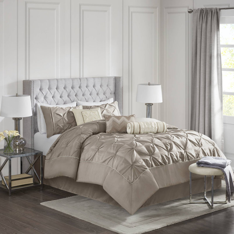 Ensemble d'édredon touffeté 7 pièces Laurel, Pes, Édredon pour grand lit + 1 jupe de lit + 2 taies 