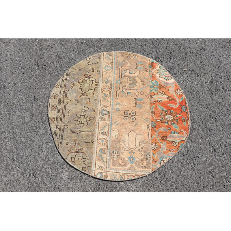 Handmade Wool Round Turkish Rug With Vintage Oushak Design For Small Area In Antique Style
