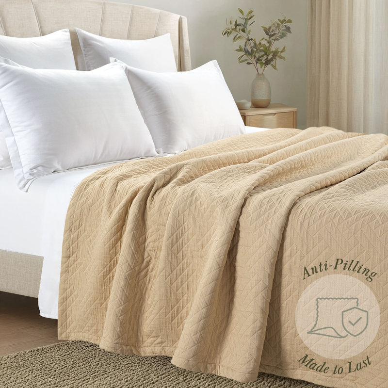 Couvre-lit en jacquard 100% coton Threadmill, Beige classique, Twin (68" x 90")