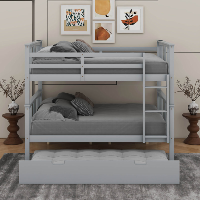 Lit double superposé au-dessus d'un lit double avec lit gigogne simple et échelle, Gris