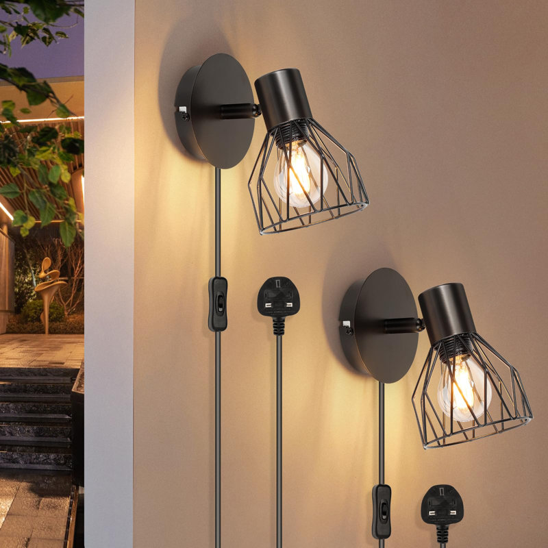 Delanya Plug-in Wallchiere
