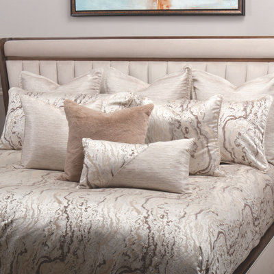 Comforter