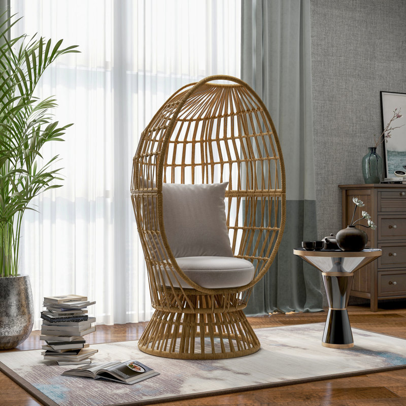 Chaise de patio avec coussins