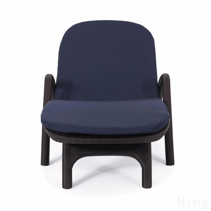 Chaise longue avec coussin